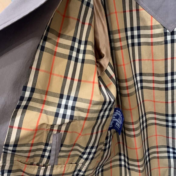 BURBERRY MEN’S COAT - Picture 6 of 15